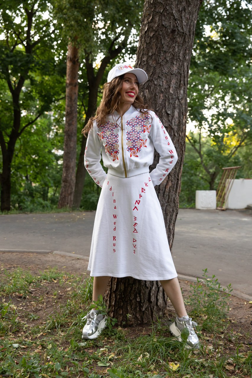 Очень женственный стильный и эффектный комплект в стиле спортшик🌹💥🔥 городской спортивный шик